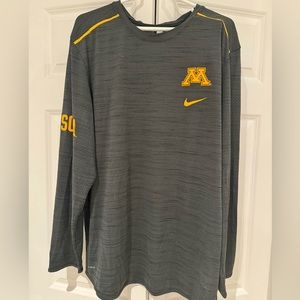 Men’s Nike Long Sleeve Shirt Minnesota Gophers Size XL